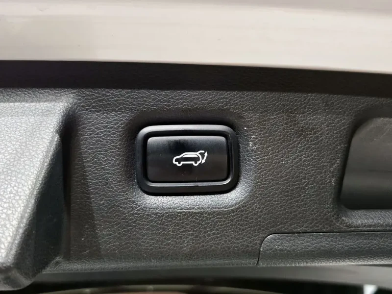 2023 Hyundai Santa Fe с пробегом 97 822 км