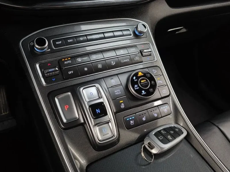 2022 Hyundai Santa Fe с пробегом 90 743 км