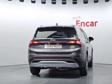 2023 Hyundai Santa Fe с пробегом 57 230 км