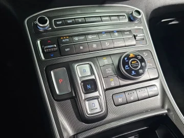2023 Hyundai Santa Fe с пробегом 57 230 км