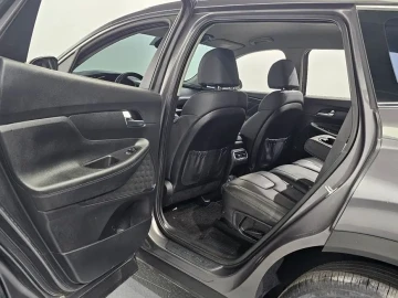 2023 Hyundai Santa Fe с пробегом 57 230 км