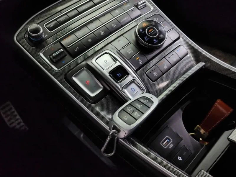 2023 Hyundai Santa Fe с пробегом 64 462 км