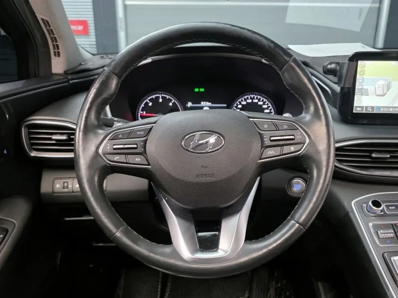 2021 Hyundai Santa Fe с пробегом 123 585 км