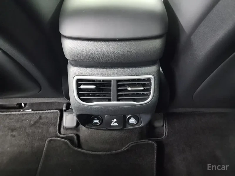2023 Hyundai Santa Fe с пробегом 160 324 км