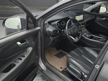 2022 Hyundai Santa Fe с пробегом 50 004 км