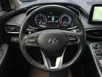 2022 Hyundai Santa Fe с пробегом 50 004 км