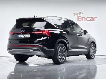 2022 Hyundai Santa Fe с пробегом 50 001 км