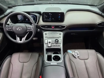 2022 Hyundai Santa Fe с пробегом 50 001 км