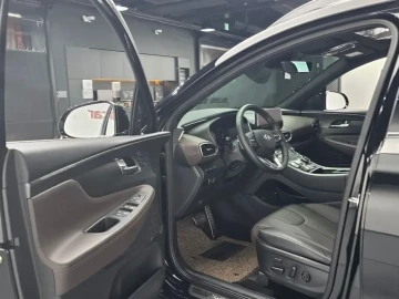 2022 Hyundai Santa Fe с пробегом 50 001 км
