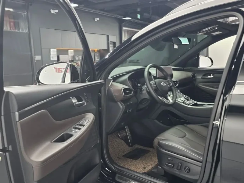 2022 Hyundai Santa Fe с пробегом 50 001 км
