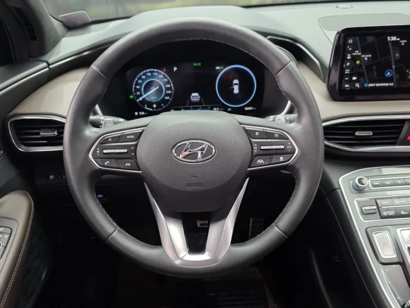 2022 Hyundai Santa Fe с пробегом 50 001 км