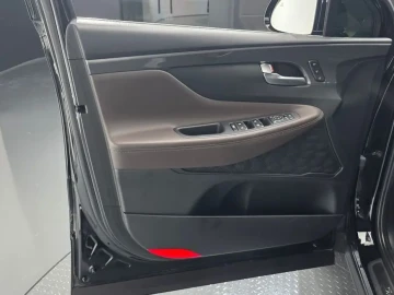 2022 Hyundai Santa Fe с пробегом 50 001 км