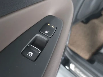 2022 Hyundai Santa Fe с пробегом 50 001 км