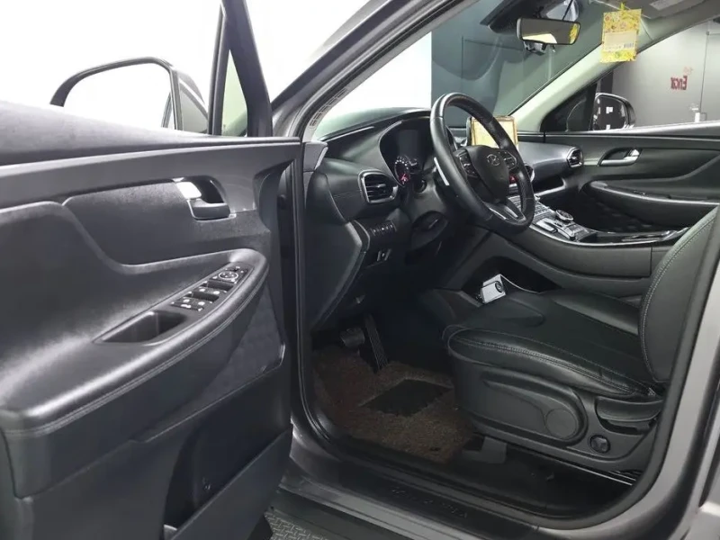 2023 Hyundai Santa Fe с пробегом 93 719 км