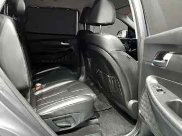 2023 Hyundai Santa Fe с пробегом 84 655 км