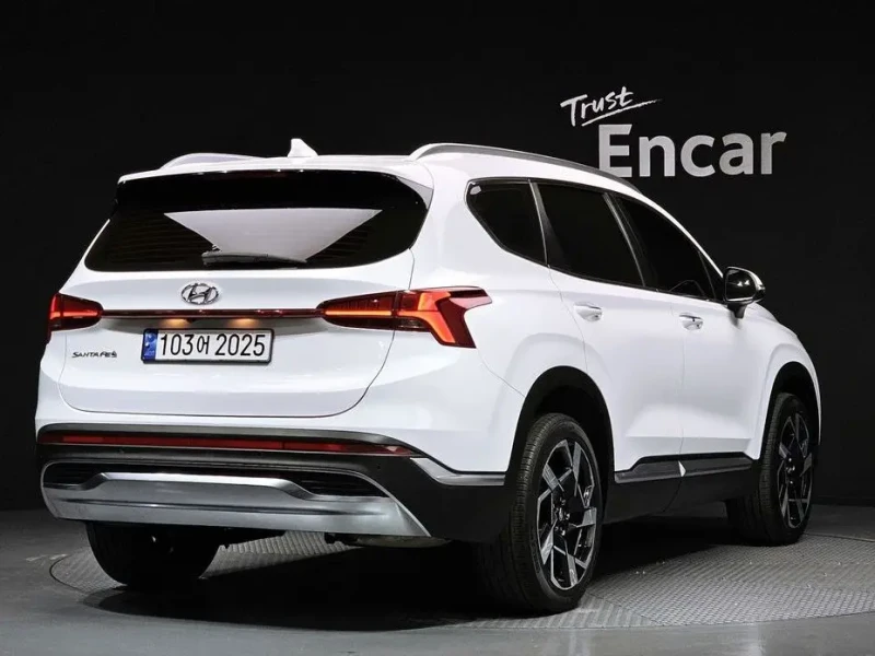 2021 Hyundai Santa Fe с пробегом 67 406 км