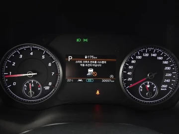 2023 Hyundai Santa Fe с пробегом 30 557 км