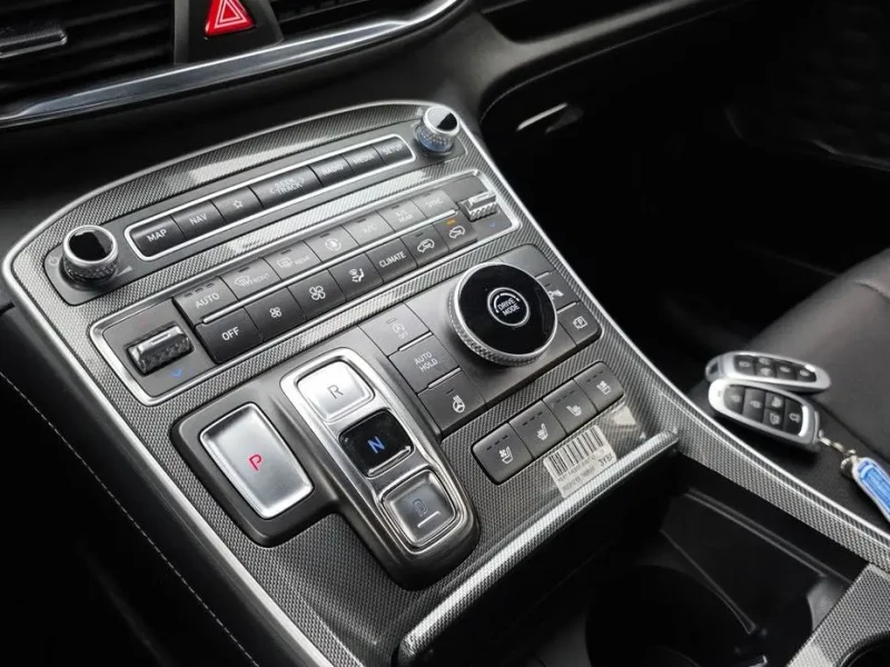 2023 Hyundai Santa Fe с пробегом 30 557 км