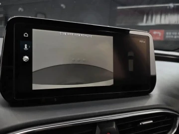 2023 Hyundai Santa Fe с пробегом 30 557 км
