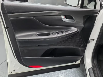 2023 Hyundai Santa Fe с пробегом 30 557 км