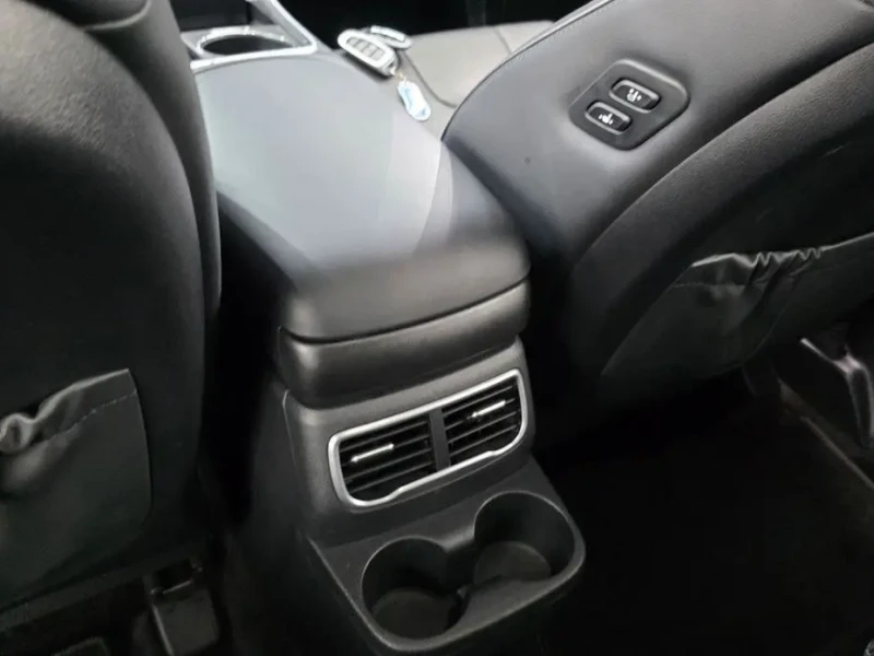 2023 Hyundai Santa Fe с пробегом 30 557 км