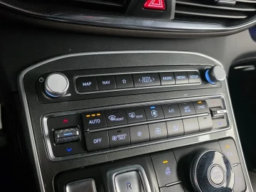 2023 Hyundai Santa Fe с пробегом 35 957 км