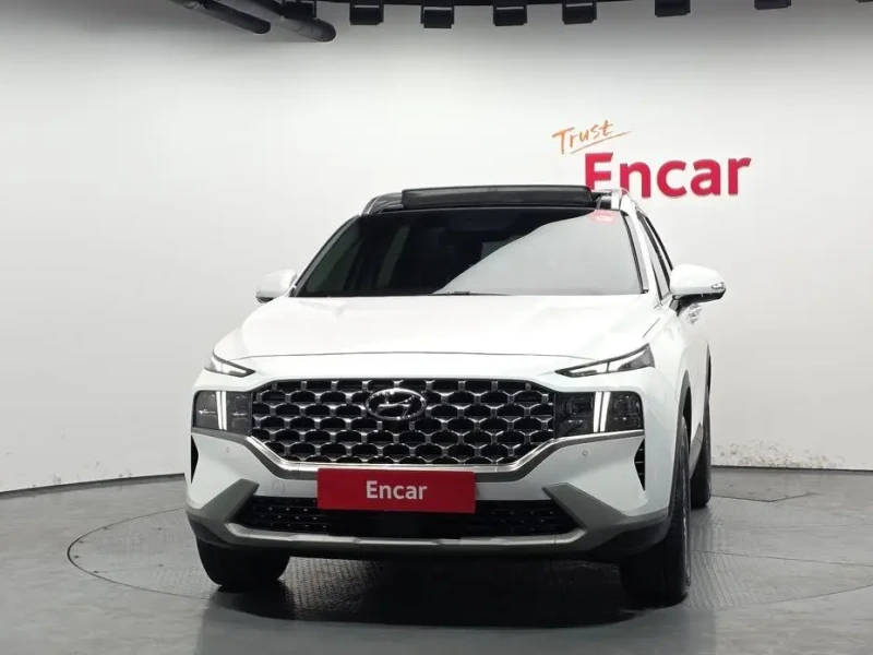 2023 Hyundai Santa Fe с пробегом 37 845 км