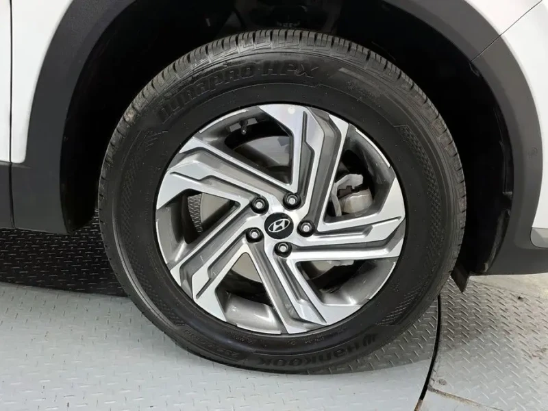 2023 Hyundai Santa Fe с пробегом 37 845 км