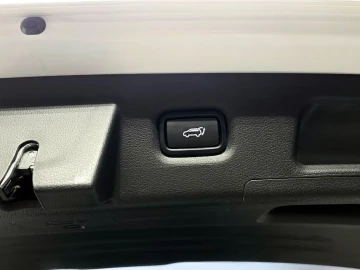 2023 Hyundai Santa Fe с пробегом 37 845 км
