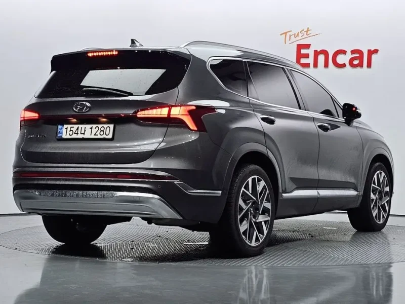 2021 Hyundai Santa Fe с пробегом 77 499 км