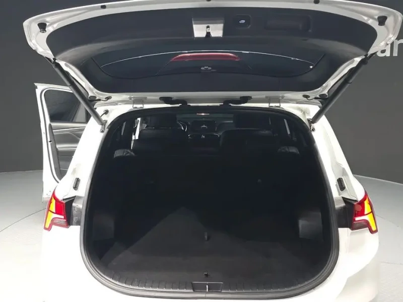 2021 Hyundai Santa Fe с пробегом 120 221 км