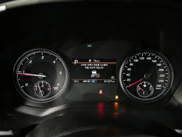 2021 Hyundai Santa Fe с пробегом 81 437 км
