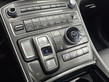 2023 Hyundai Santa Fe с пробегом 48 330 км