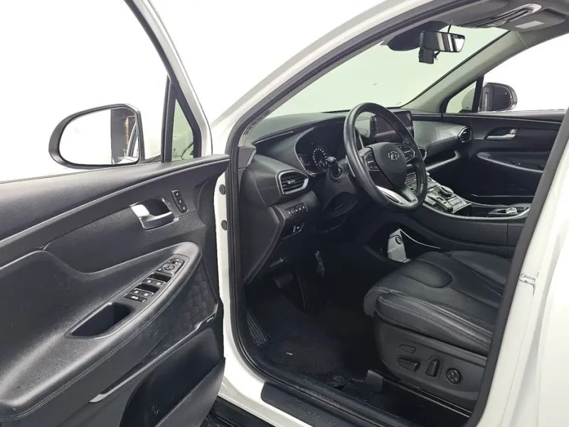 2023 Hyundai Santa Fe с пробегом 48 330 км