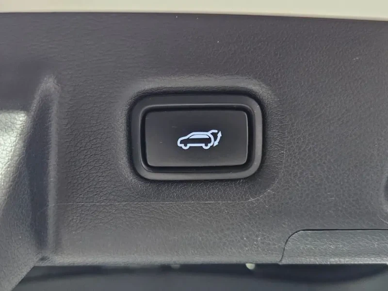 2023 Hyundai Santa Fe с пробегом 48 330 км
