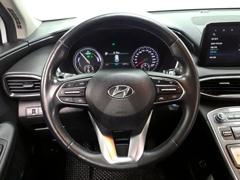 2021 Hyundai Santa Fe с пробегом 68 472 км