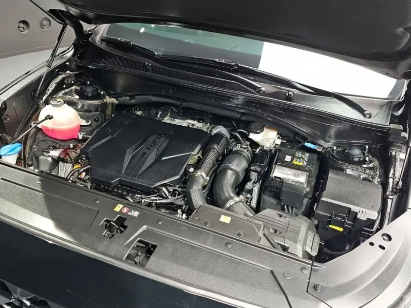 2023 Hyundai Santa Fe с пробегом 67 804 км