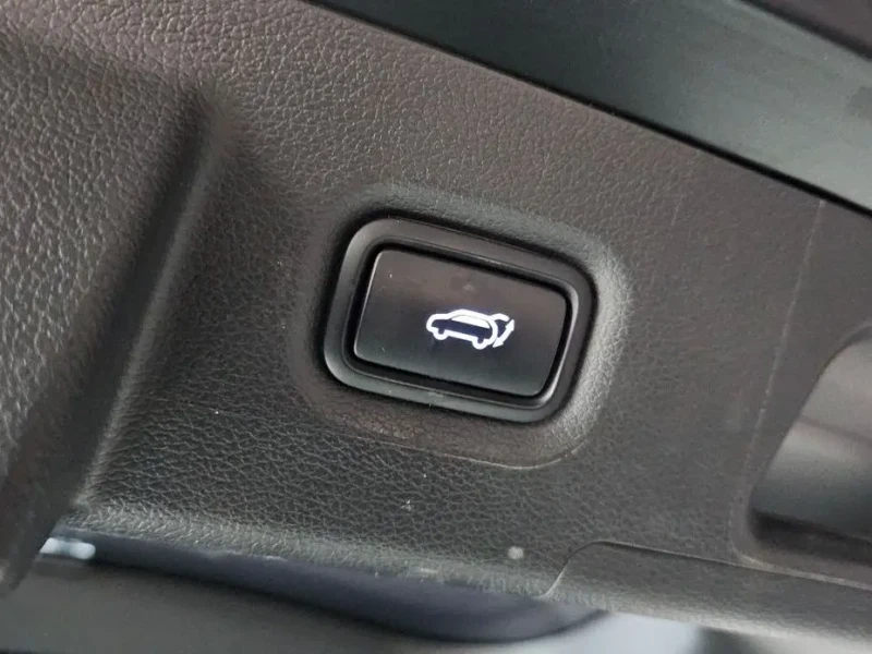 2023 Hyundai Santa Fe с пробегом 67 804 км