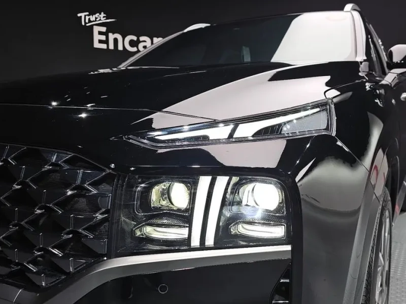2023 Hyundai Santa Fe с пробегом 67 804 км