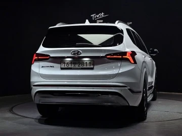 2023 Hyundai Santa Fe с пробегом 55 018 км