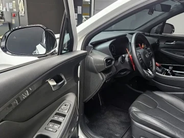 2023 Hyundai Santa Fe с пробегом 55 018 км