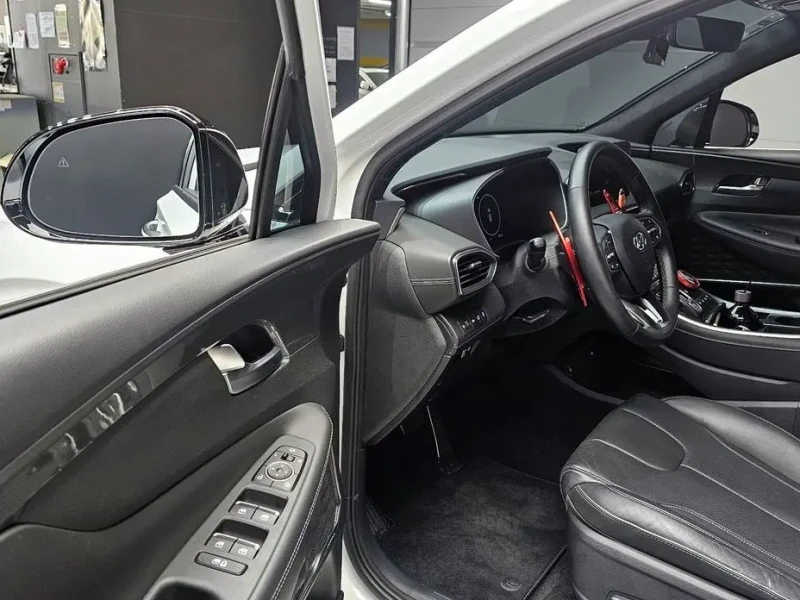 2023 Hyundai Santa Fe с пробегом 55 018 км