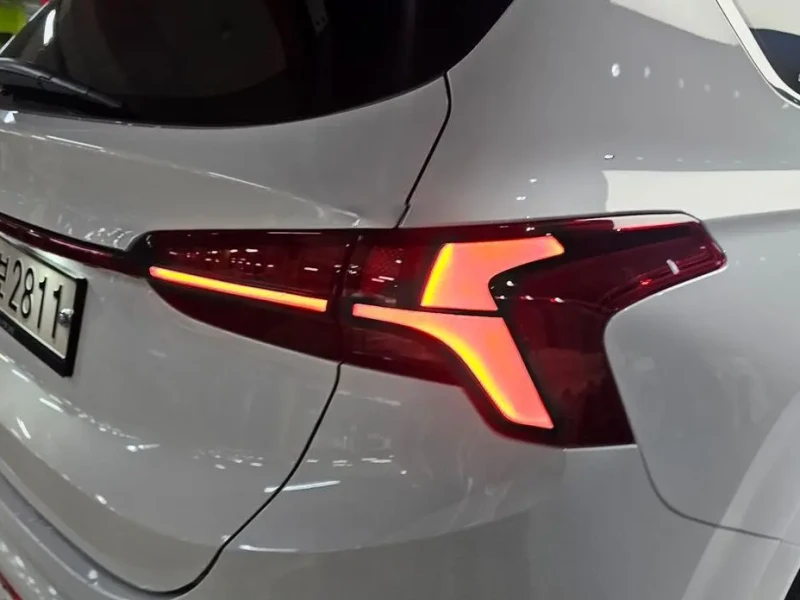 2023 Hyundai Santa Fe с пробегом 55 018 км