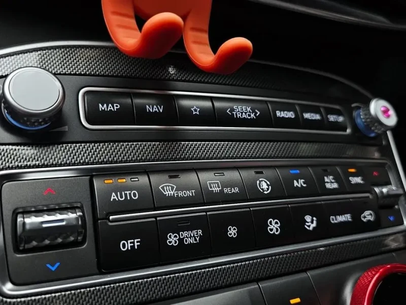 2023 Hyundai Santa Fe с пробегом 55 018 км