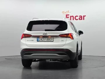 2023 Hyundai Santa Fe с пробегом 34 674 км