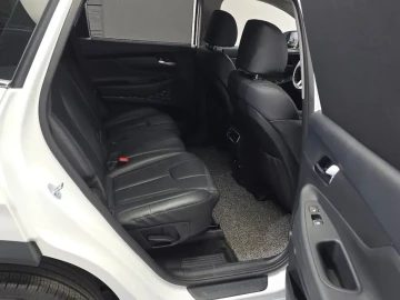 2022 Hyundai Santa Fe с пробегом 56 558 км