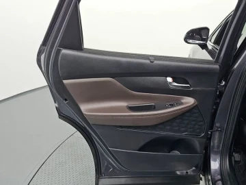 2022 Hyundai Santa Fe с пробегом 65 927 км