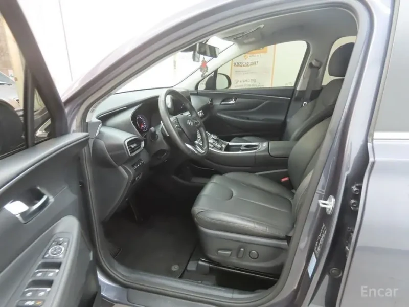 2022 Hyundai Santa Fe с пробегом 2 886 км