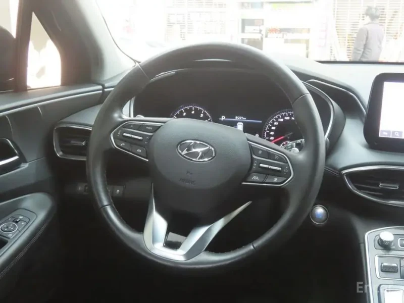 2022 Hyundai Santa Fe с пробегом 2 886 км