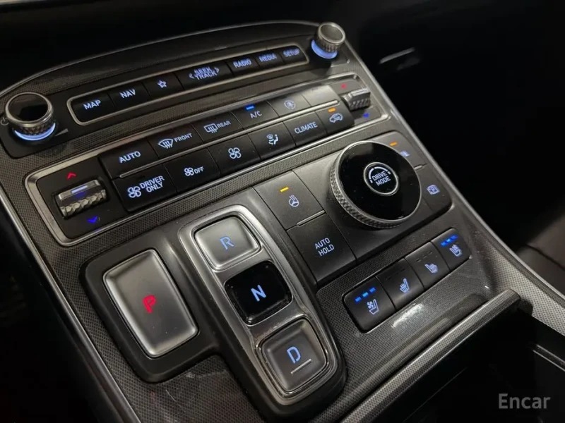 2021 Hyundai Santa Fe с пробегом 68 197 км